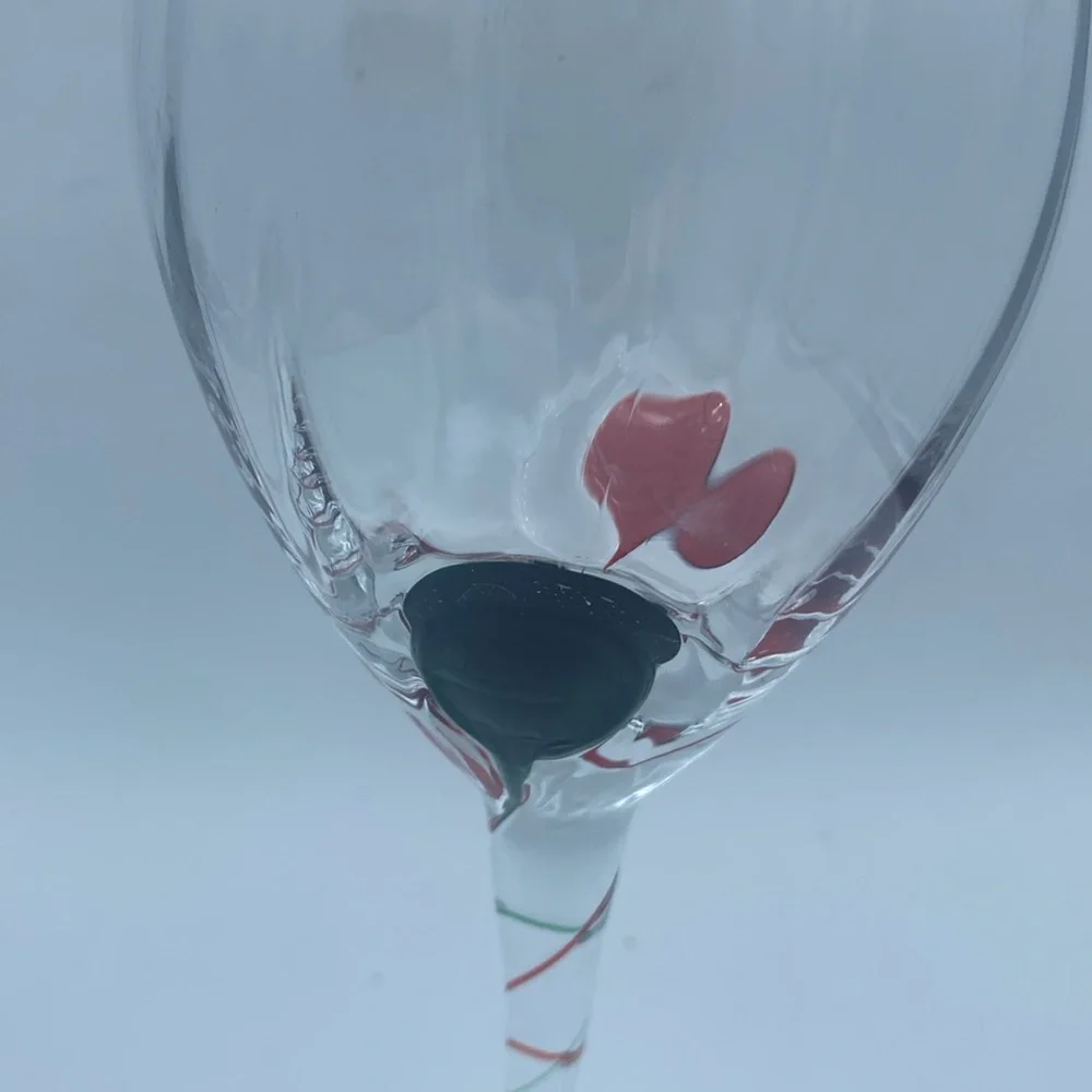 Pier 1 one swirled 9” wine glasses w/ green red teardrop design and swirled stem
